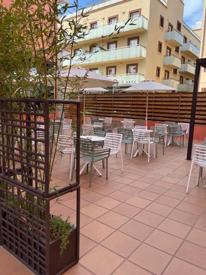 Tossa Beach Center توسا ذي مار المظهر الخارجي الصورة